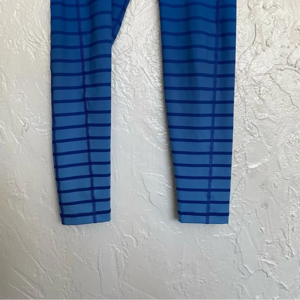 Vineyard Vines Dip Dye Ombre Striped Performance Leggings Royal Ocean Blue - Picture 2 of 4